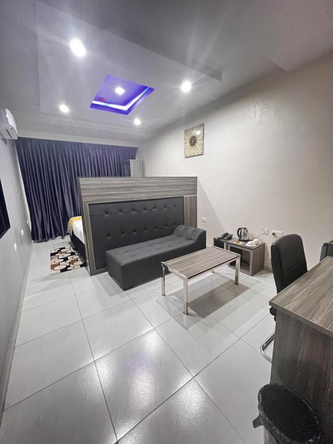 De Rigg Place Embassy Lagos Luaran gambar
