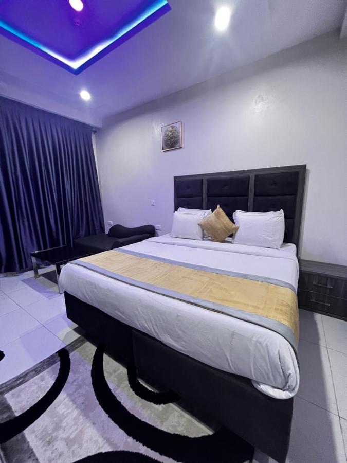 De Rigg Place Embassy Lagos Luaran gambar